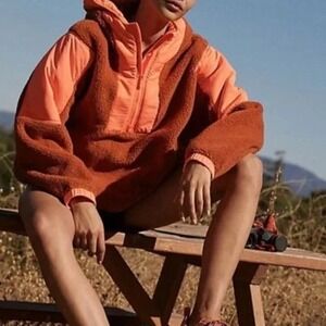 FP Movement By Free People NWT $98 Lead The Pack Fleece Pullover Jacket Coral XS